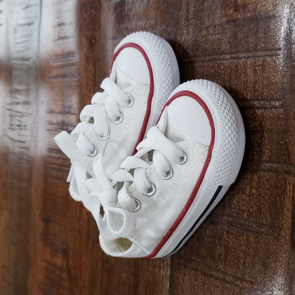 Converse infant shoes